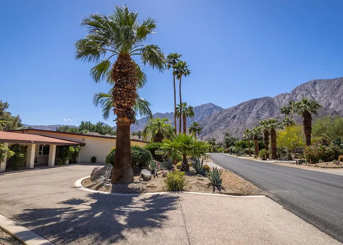 Poolside Splendor! Spacious De Anza Golf Club Home