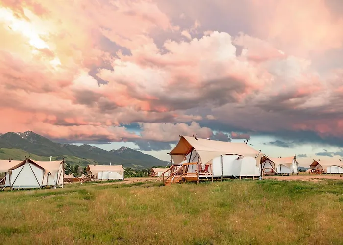 Under Canvas North Yellowstone - Paradise Valley