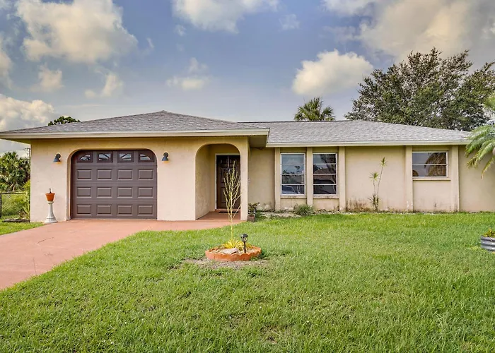 Canal-Front Retreat W/ Heated Pool & Hot Tub!