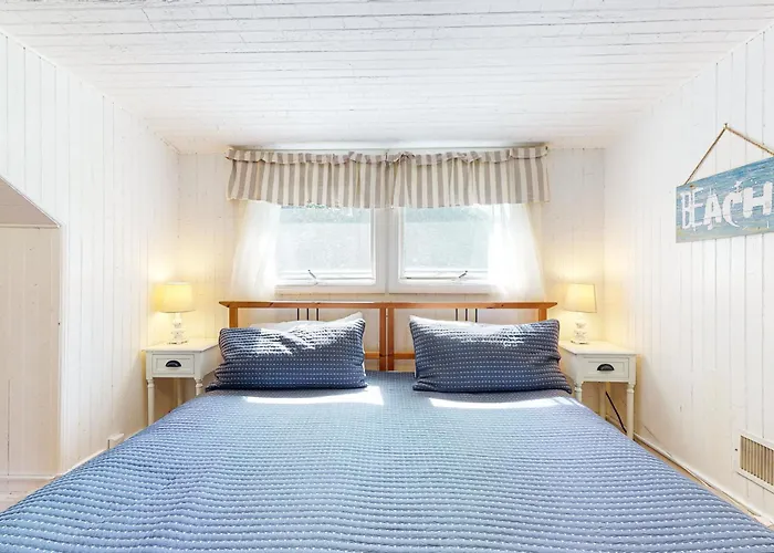 Black Cove Cottage