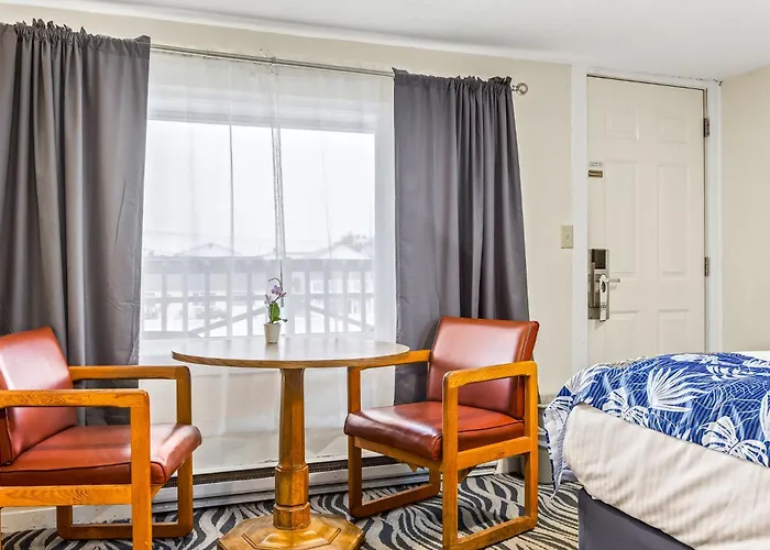 Tides Motel - Hampton Beach