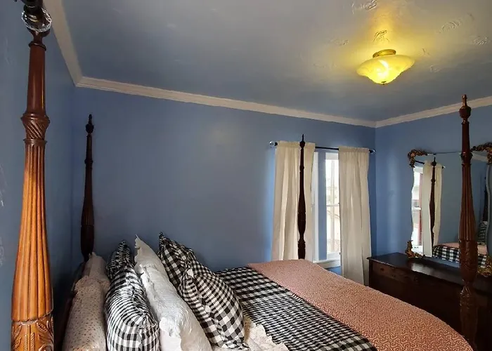 Romantic Escape+Close Walk To Town+Hot Tub+Pets Ok