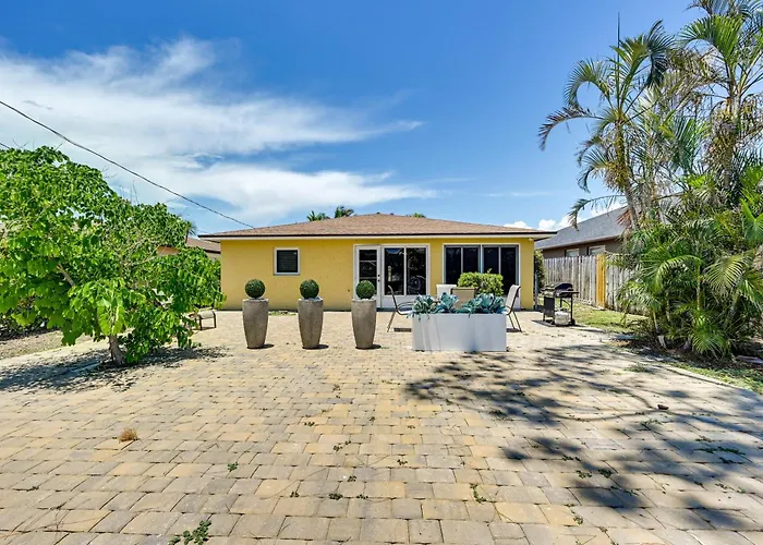 Pet-Friendly Naples Vacation Rental Near Beach!
