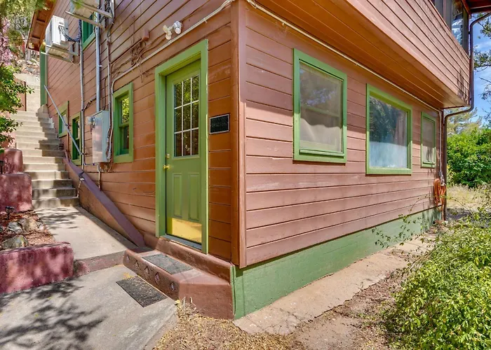 Bisbee Vacation Rental W/ Mountain Views & Sunroom