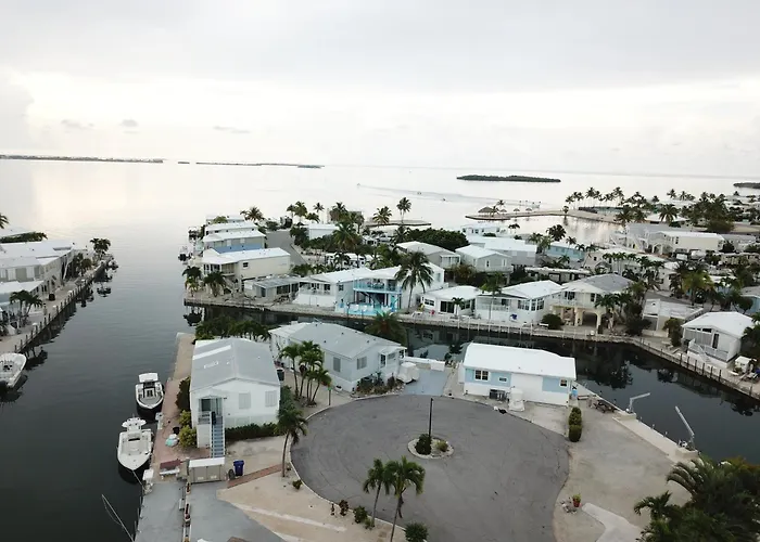 Pelican'S Roost, Waterfront Comfort At Venture Out
