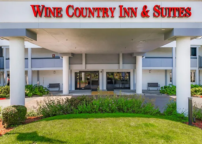 Best Western Plus Wine Country Inn & Suites