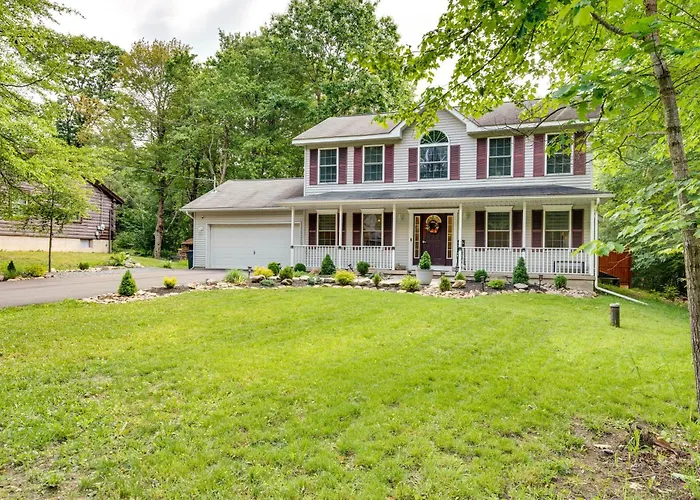 Hot Tub, Game Room & Fire Pit: Pocono Summit Home!