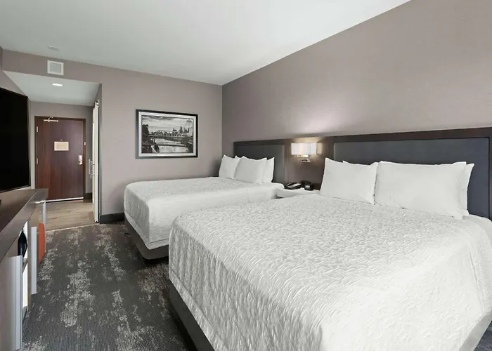 Hampton Inn & Suites Spokane Downtown-South