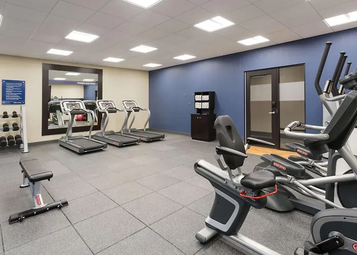 Hampton Inn & Suites West Des Moines Mill Civic