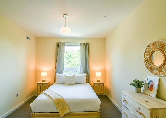 Greensview Apartment | 2 Bedroom, 2 Bath - Beautiful Views!