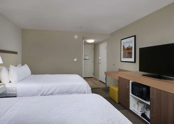 Hampton Inn & Suites Rogers