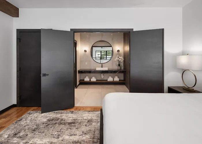 Mcgregor & Main - Luxury Lofts