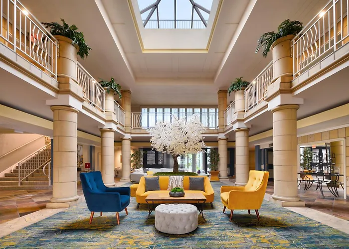Atrium Hotel Orange County
