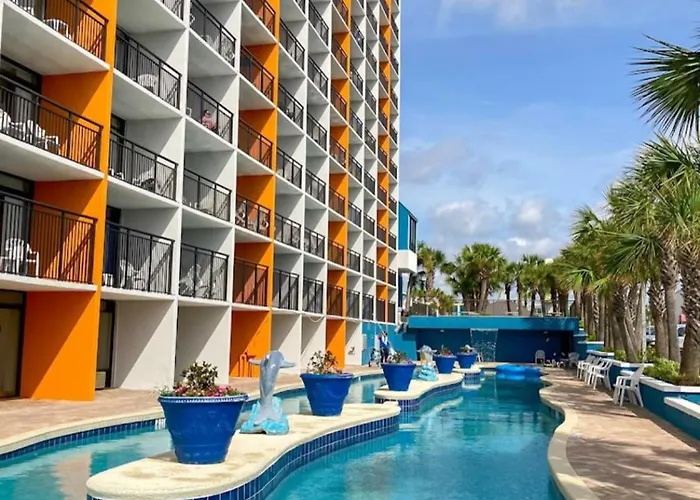 Upgraded Studio At Landmark Resort ! 17 Pools, Lazy Rivers, Jacuzzis! 814