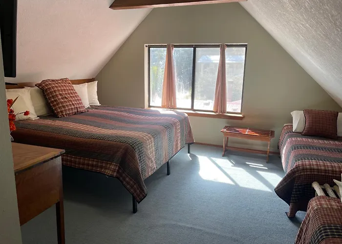 The Bunkhouse Near The River
