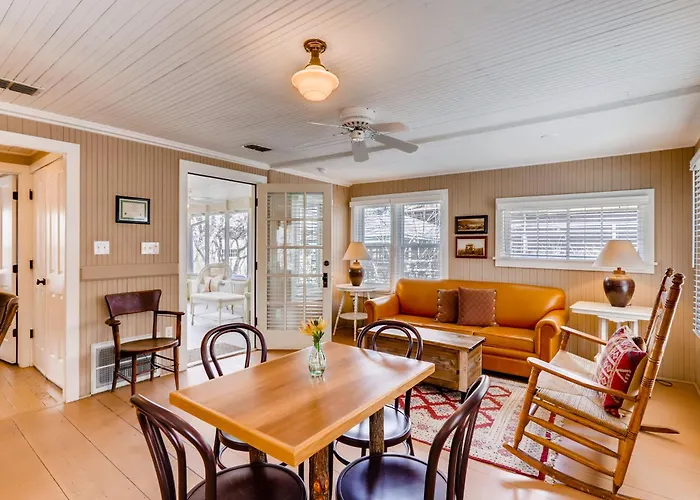 Colorado Chautauqua Cottages
