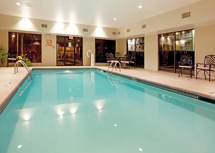 Holiday Inn Express & Suites Sulphur - Lake Charles By Ihg
