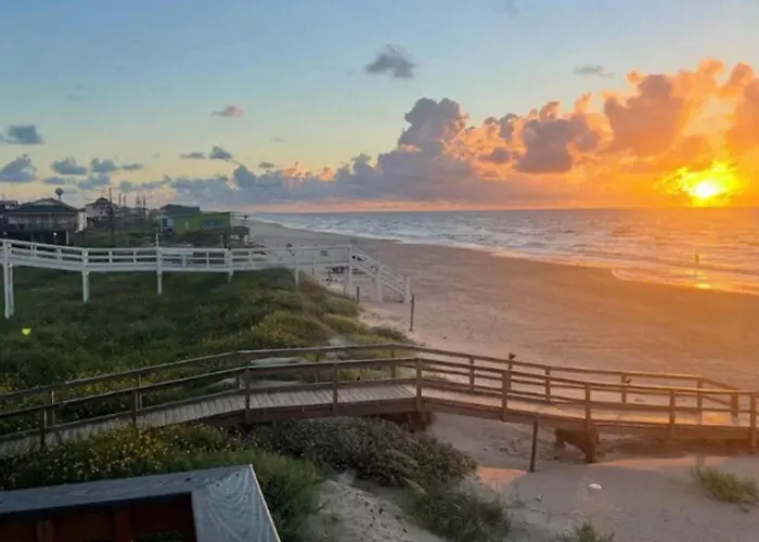 Surfside Beachfront Luxe