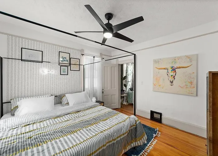 Pet Friendly 2Br In Little Italy # 3
