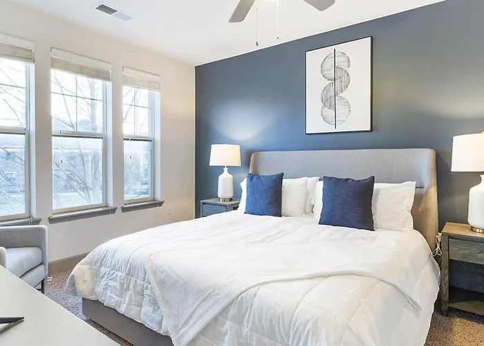 Landing Modern Apartment With Amazing Amenities