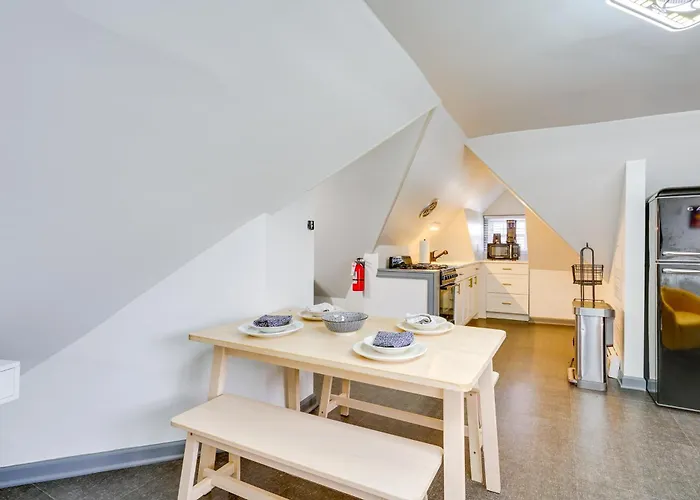 Ocean City Loft-Style Apt, Close To Beaches!