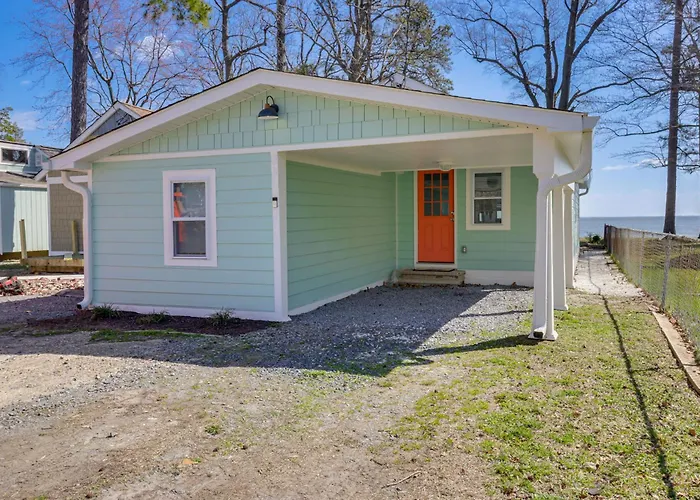 Bayfront Maryland Retreat W/ Deck, Near Beaches!