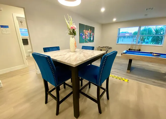 Waterfront Gulf Gateway: Pool/Dock/Grill/Gameroom