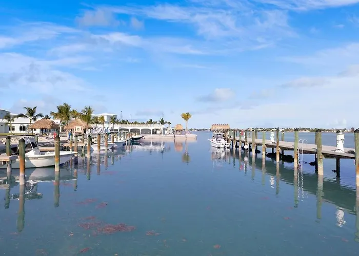 1B 2Ba Seaside Getaway Pool Oceanside