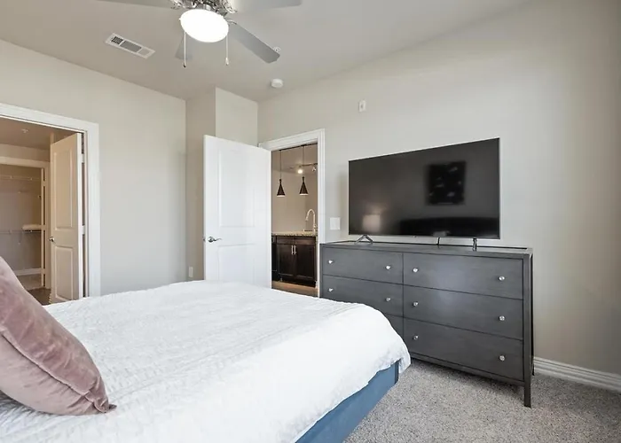Landing Modern Apartment With Amazing Amenities