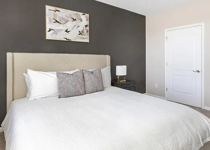 Landing Modern Apartment With Amazing Amenities