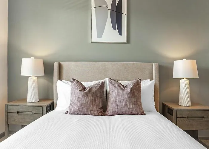 Landing Modern Apartment With Amazing Amenities