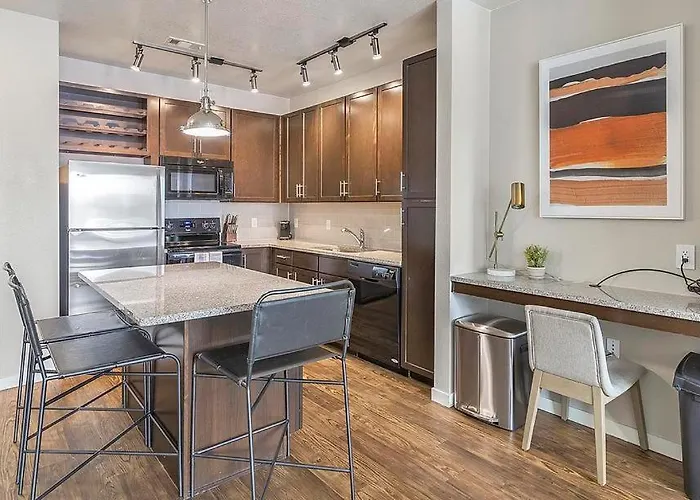 Landing Modern Apartment With Amazing Amenities