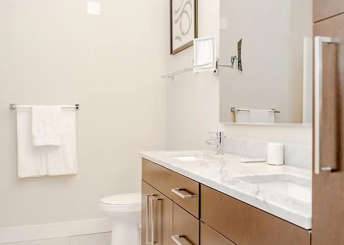 Landing Modern Apartment With Amazing Amenities