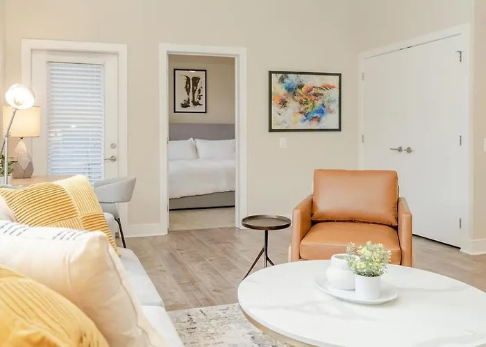 Landing Modern Apartment With Amazing Amenities