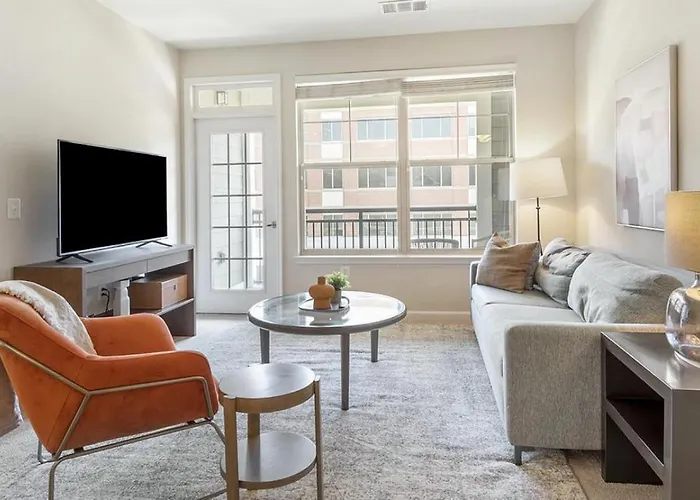 Landing Modern Apartment With Amazing Amenities