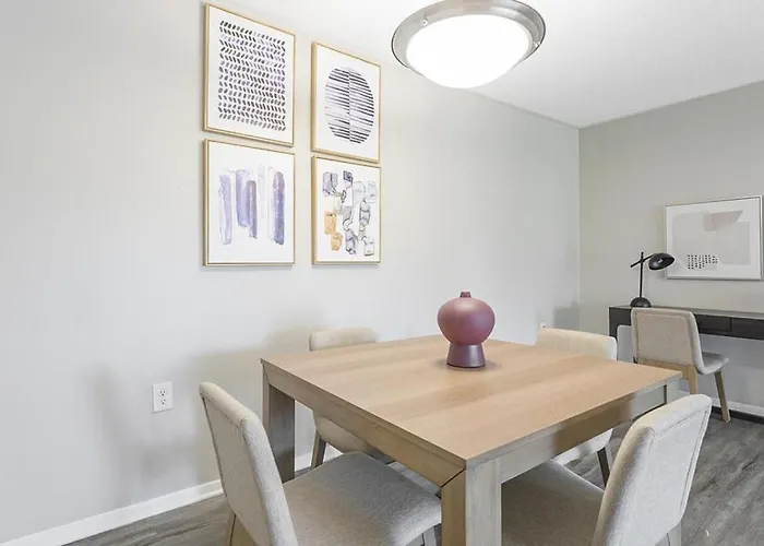 Landing Modern Apartment With Amazing Amenities