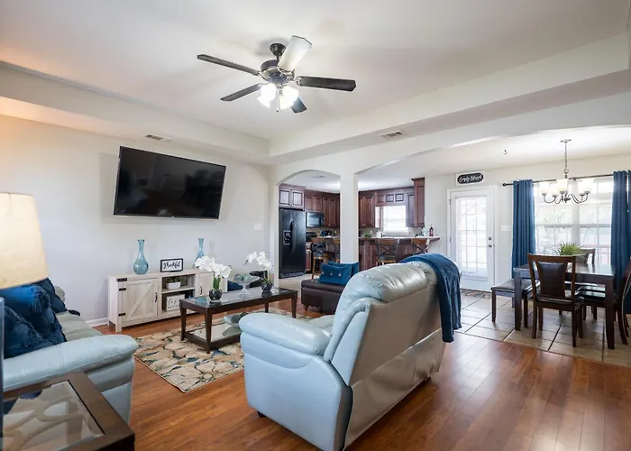 Cozy Retreat Near Moody Afb, Vsu, Downtown & Parks