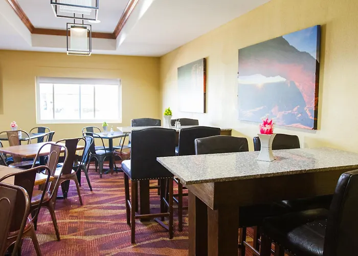 First Choice Inn At The Swell