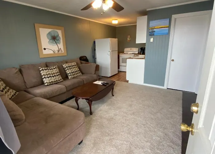 23 B St Apartments