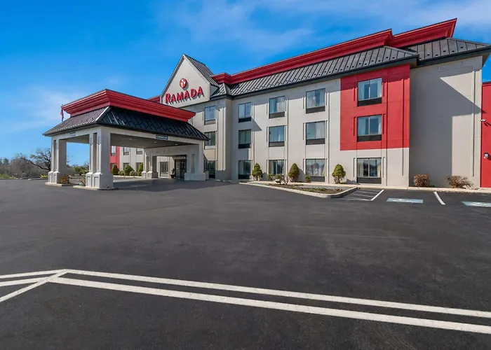 Ramada By Wyndham Harrisburg/Hershey Area