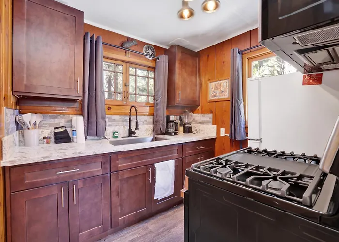 Little Pines Couples Lakeside Cabin By Big Bear Vacations