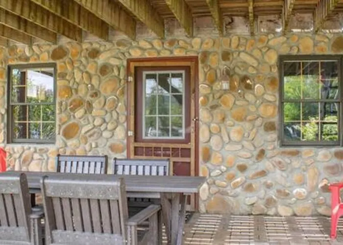 Colgate Cabin #6