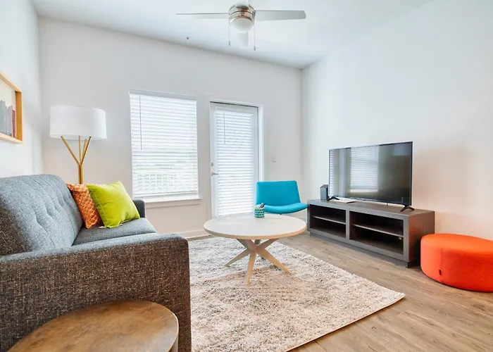 Luxe One Bedroom Apartment With Balcony