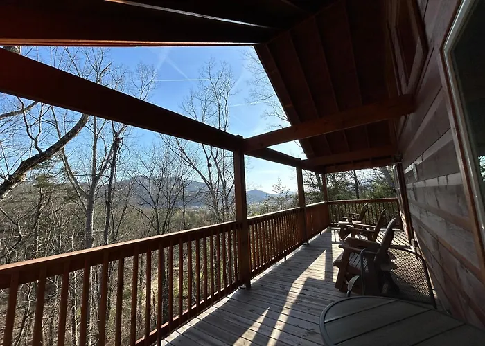Goats & Honey Family Cabin