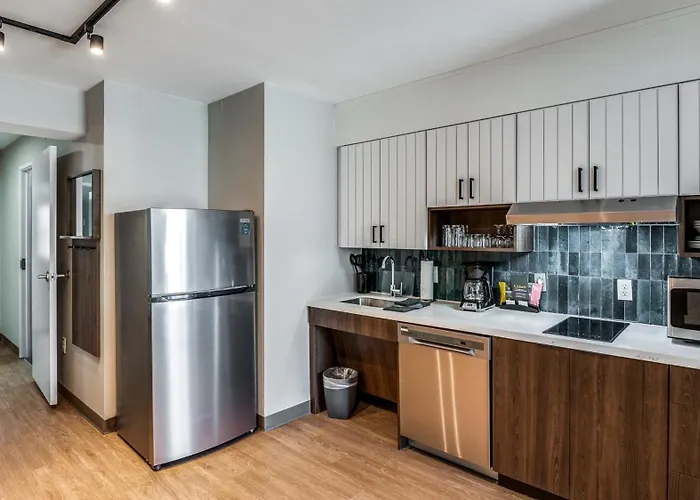 Staybridge Suites Dallas Market Ctr Love Field, An Ihg Hotel