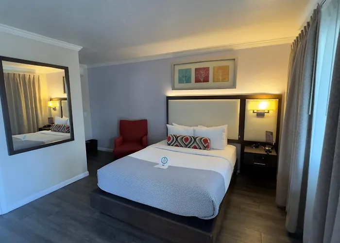 The Palo Alto Inn
