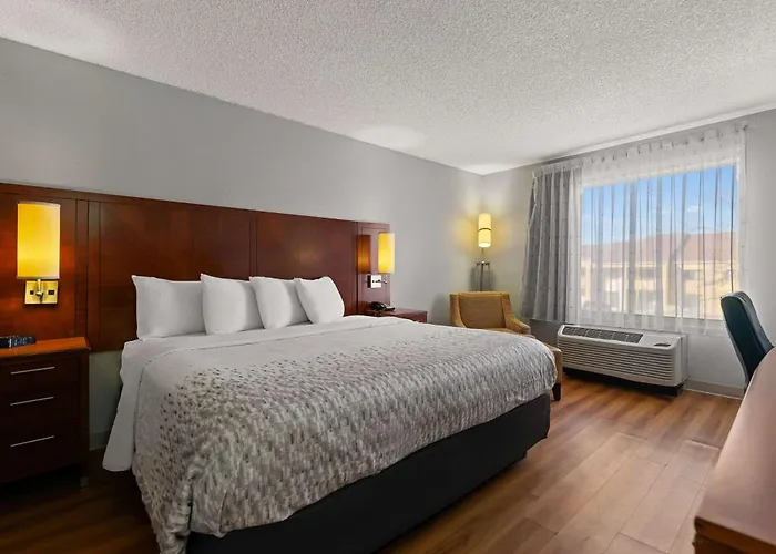 Econo Lodge Rockford Casino Area