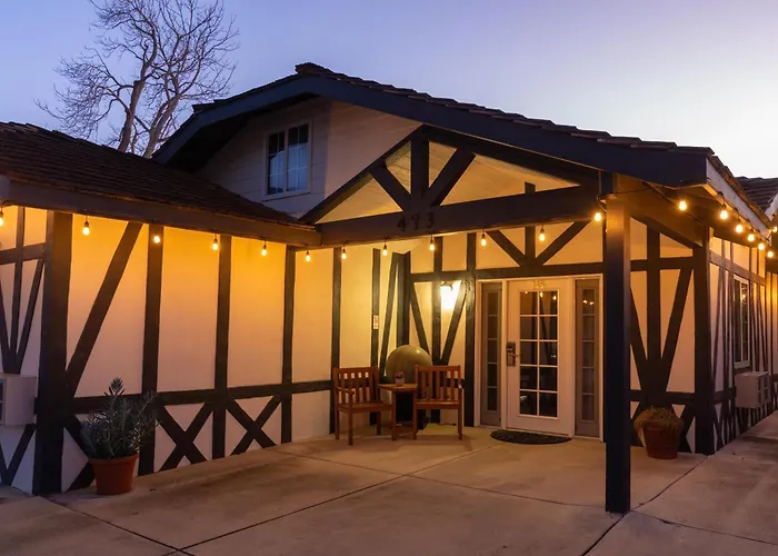 Solvang Inn & Cottages