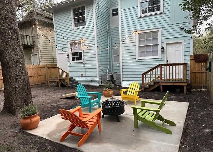 Contemporary Apartment - 5 Min To Tiaa Bank Field!