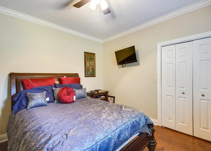 Homey Greenwood Getaway W/ Patio & Backyard